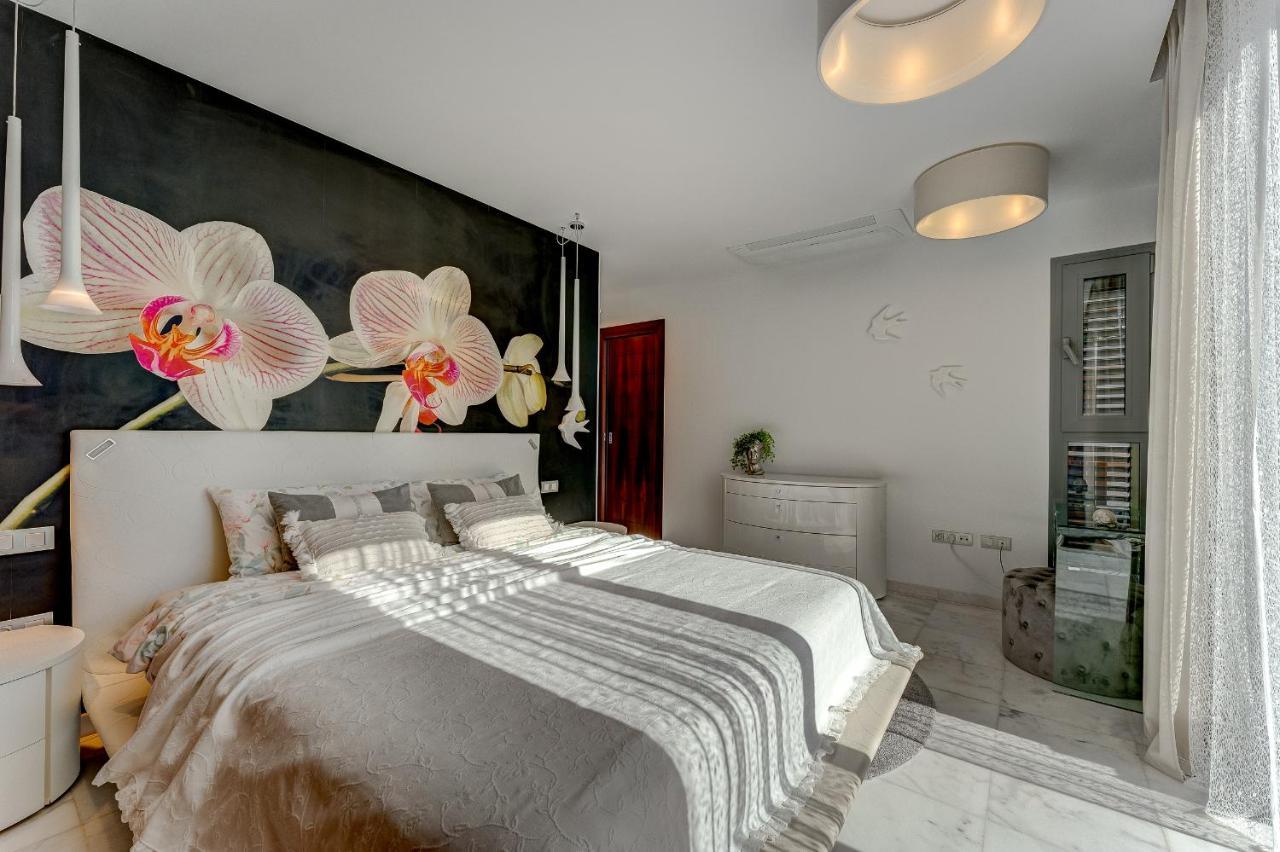 El Duque Private Lux Villa 아데제 외부 사진